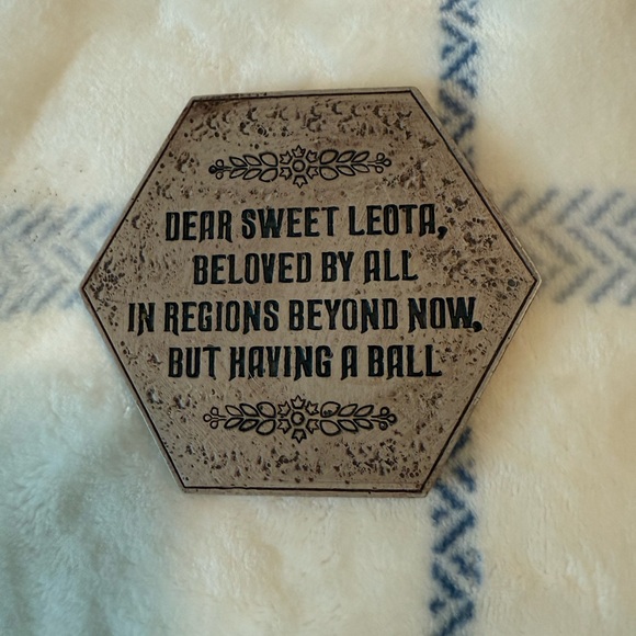 Disney Haunted Mansion Tomb Coaster Set - Picture 2 of 12